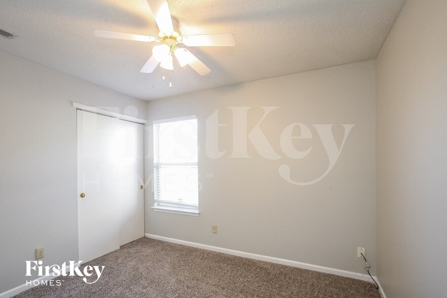 Building Photo - 6647 Stanhope Way