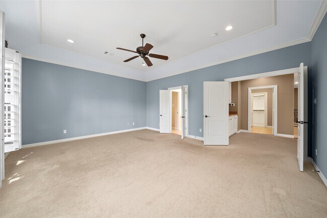 Building Photo - 4321 Jim West St