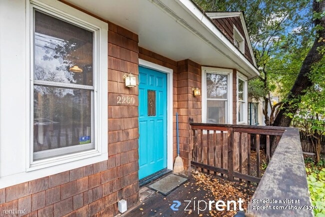 Building Photo - 4 br, 2 bath House - 2280 Hanover St, Palo...