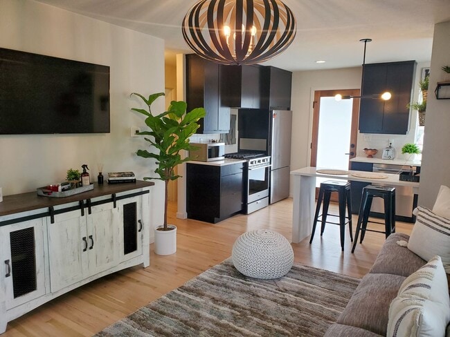 Building Photo - Remington1705 (KC-JF)