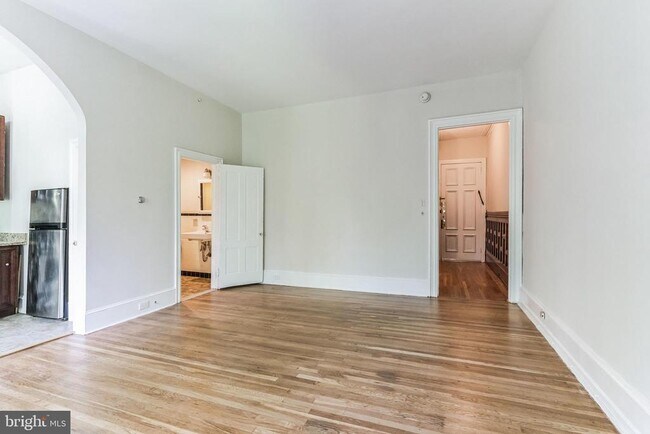 Building Photo - 2008 Spruce St