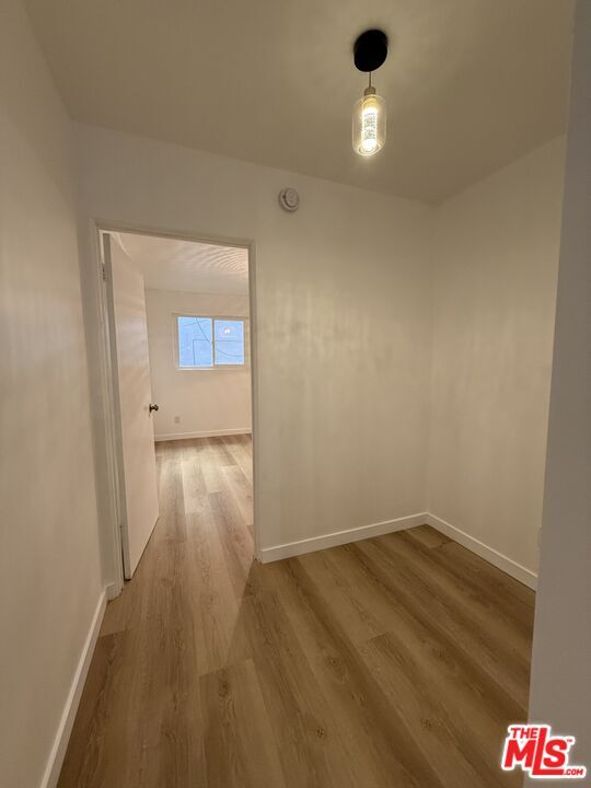 Building Photo - 1333 N Fuller Ave