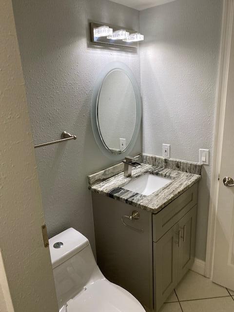 Building Photo - 1212 Vista Oaks Cir NE