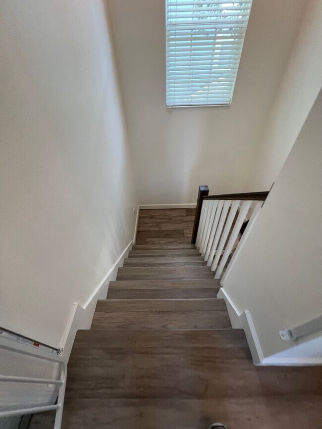 Building Photo - 1024 Jeater Bend Dr