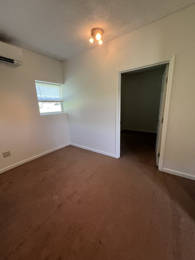 Building Photo - 12797 OH-39