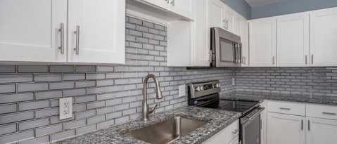 Building Photo - 5605 Richardson St