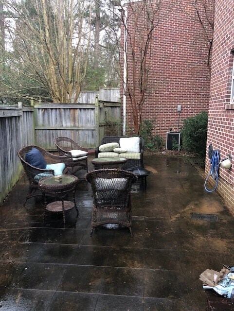 Building Photo - 951 Frontage Rd