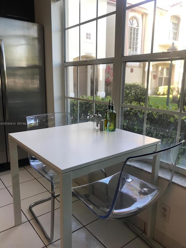 Building Photo - 10813 NW 3rd Ct