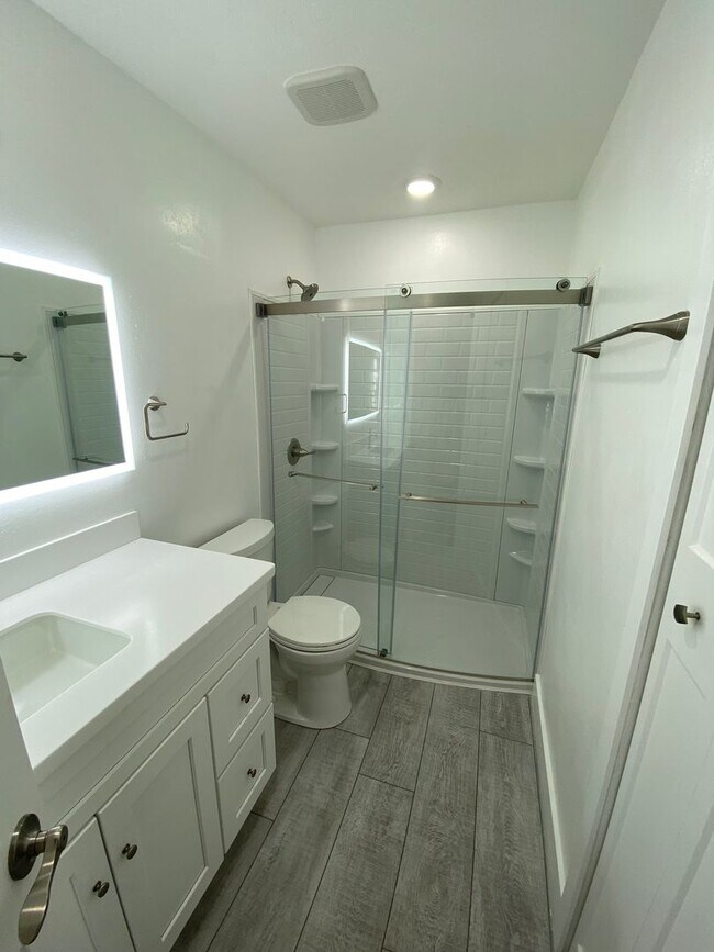 Building Photo - 615 Richland Ct