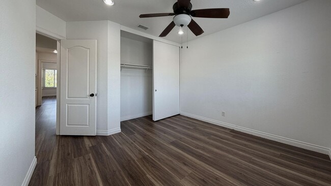 Building Photo - 13632 Cabrillo Ct