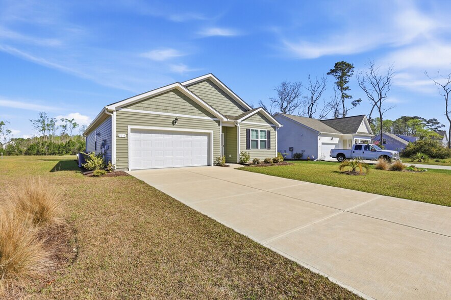 Building Photo - 114 Brooks Dr