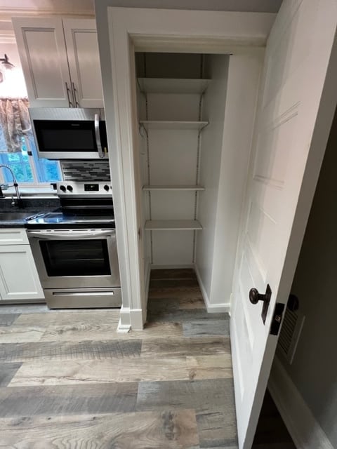 Building Photo - 24 S River St