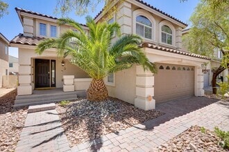 Building Photo - 4-Bedroom Home with Heated Pool & Spa