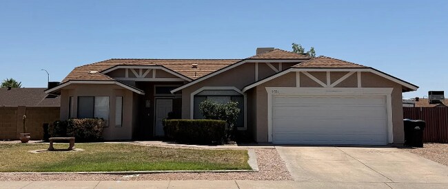 Primary Photo - 6521 E Ivy St