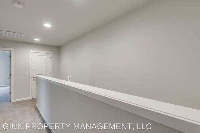 Building Photo - 3 br, 2.5 bath House - 11029 NE 23rd Circle