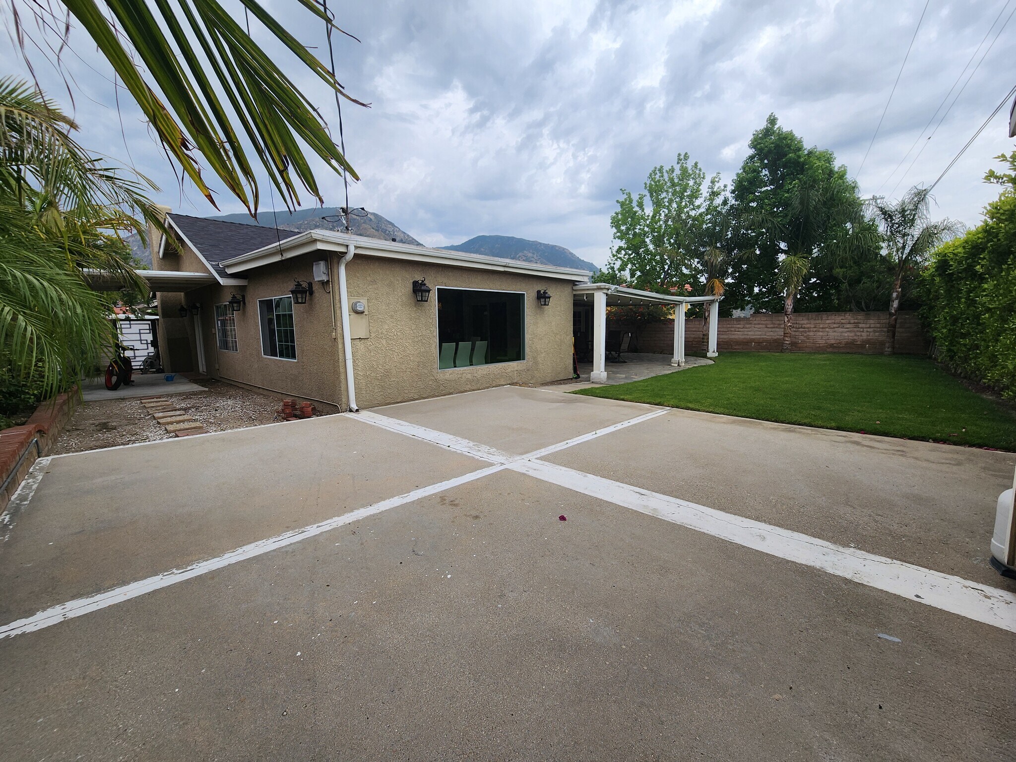 Building Photo - 13969 Wallabi Ave