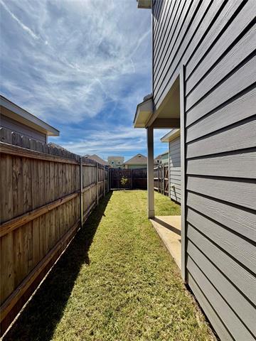 Building Photo - 5664 Shore Point Trl