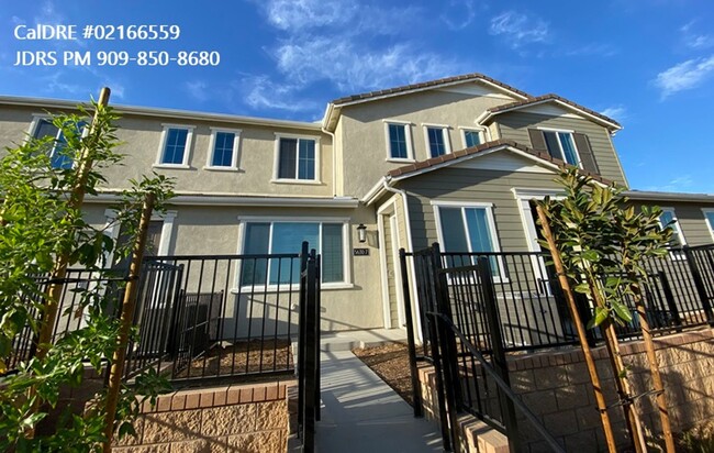 Primary Photo - Fontana 3 Bedroom Home