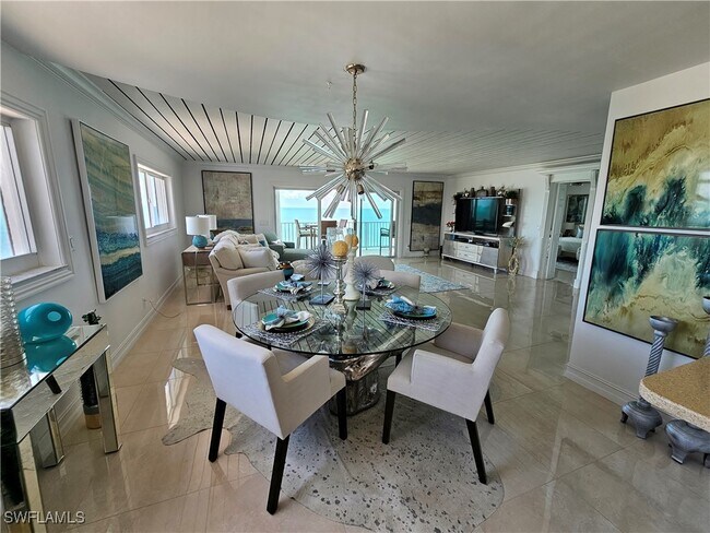 Building Photo - 9051 Gulf Shore Dr