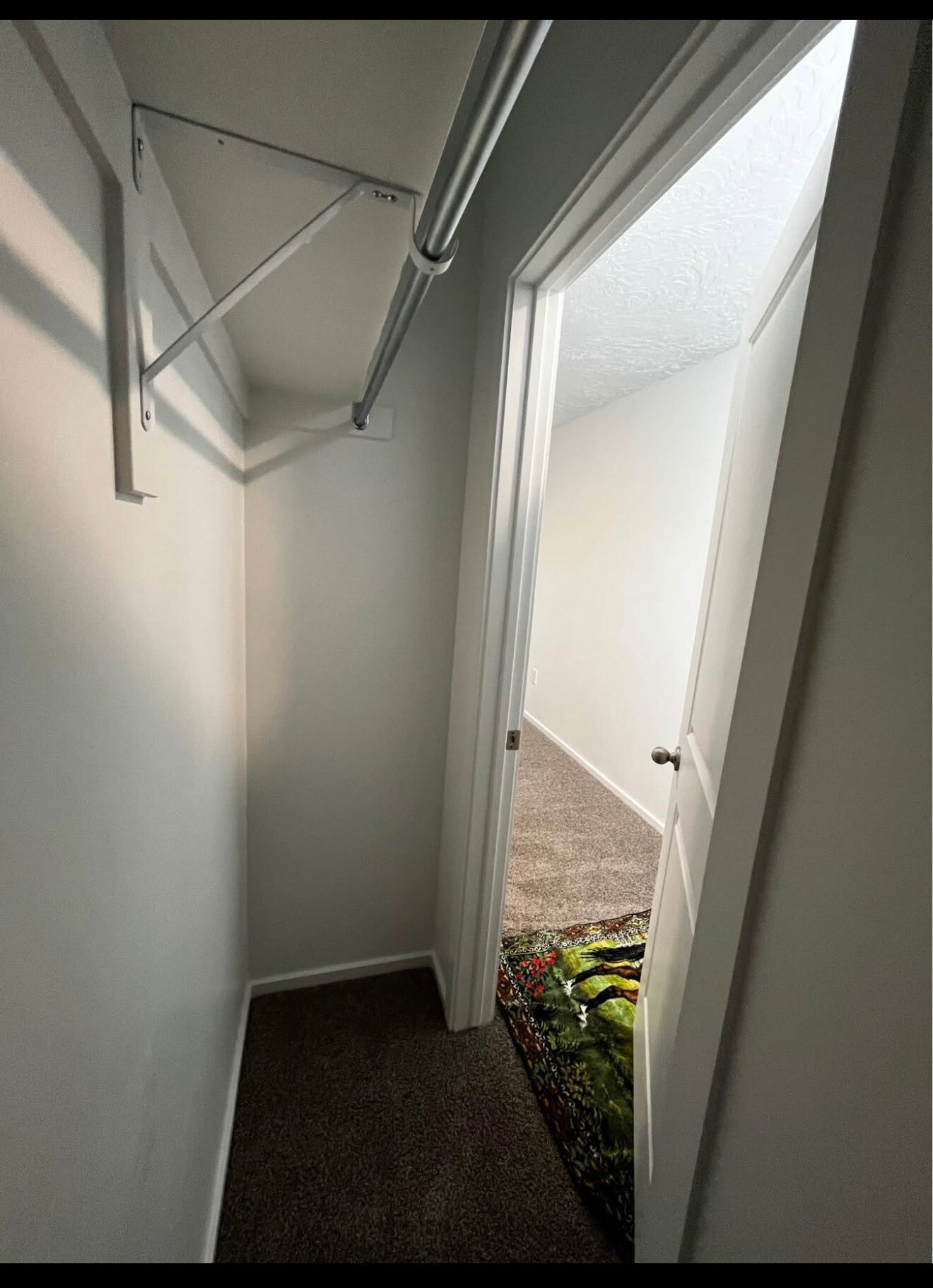 Building Photo - 3182 E Elkhorn Ln