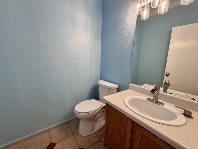 Building Photo - 11260 Jersey Way