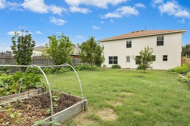 Building Photo - 203 Pheasant Trail