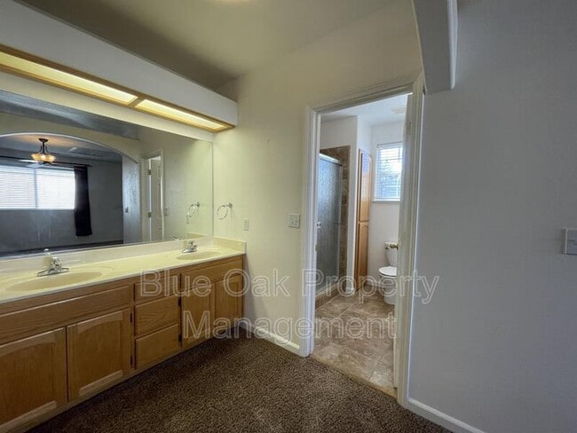 Building Photo - 1877 Devonshire Dr