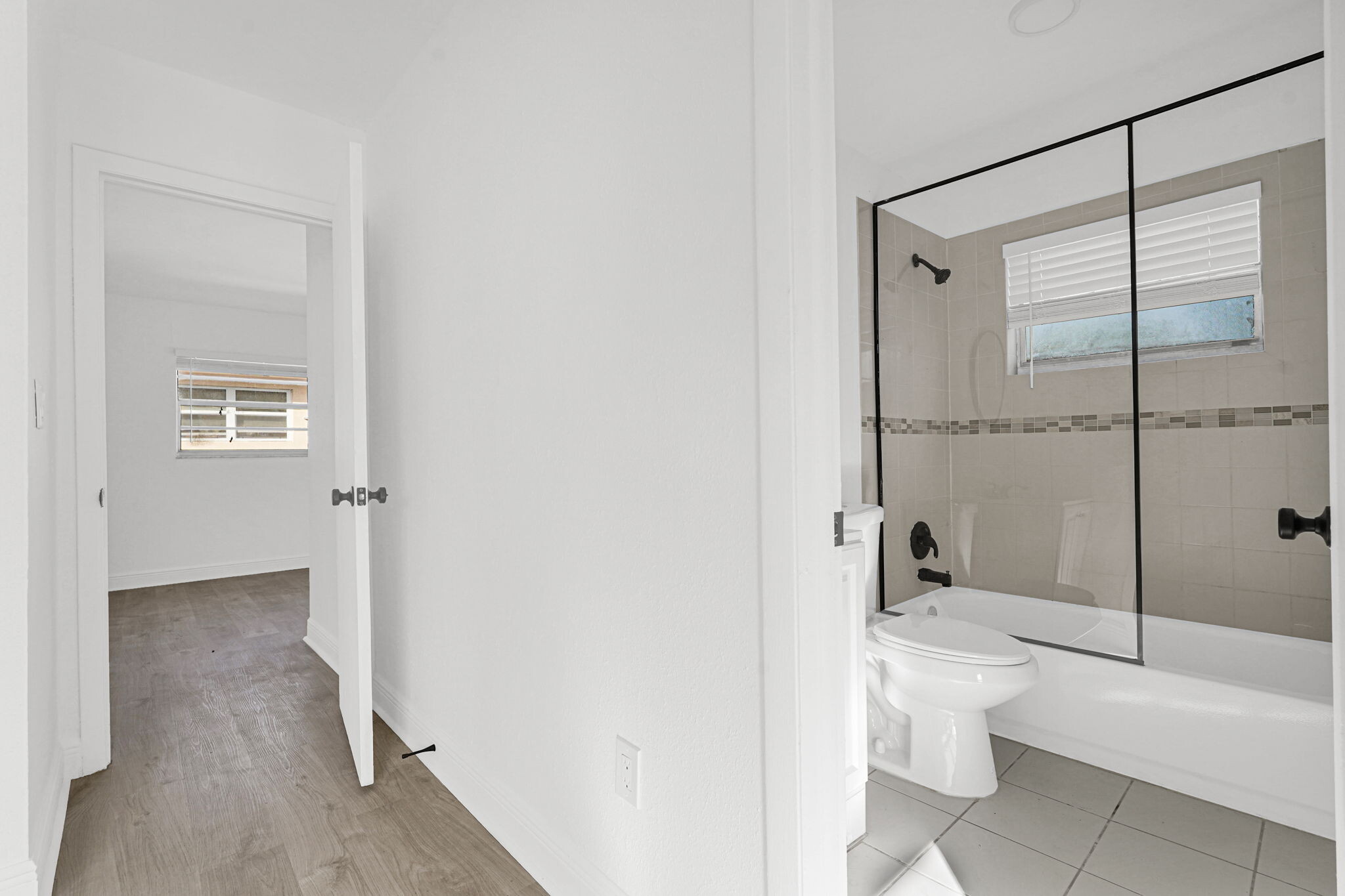 Building Photo - 8276 NE Miami Ct