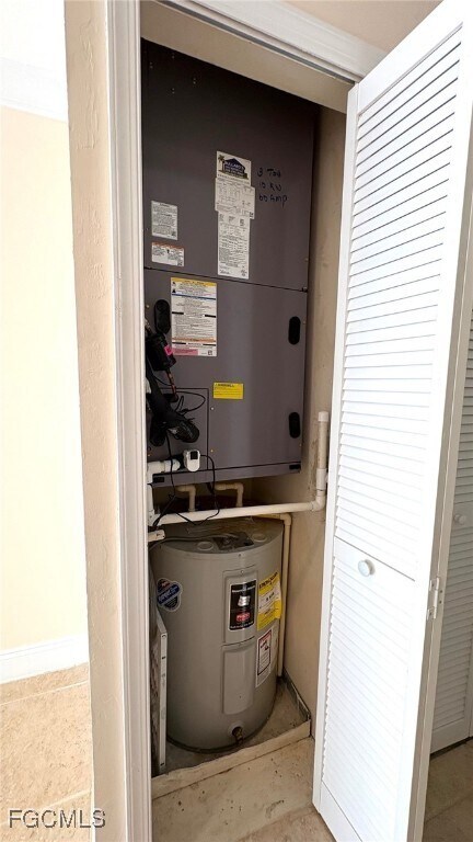 Building Photo - 9615 Halyards Ct