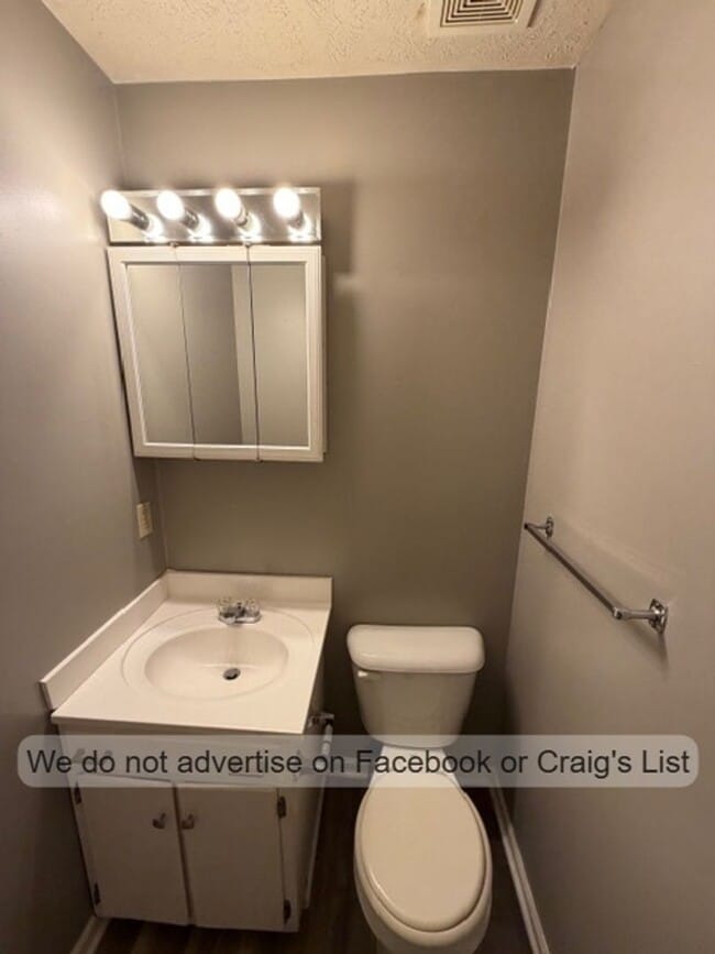 Building Photo - Rannock Duplex