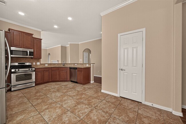 Building Photo - 12107 Redbud Brook Trail