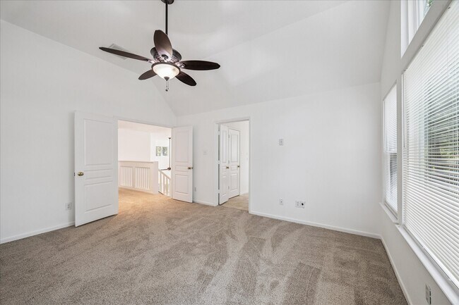 Building Photo - 174 W Greywing Cir