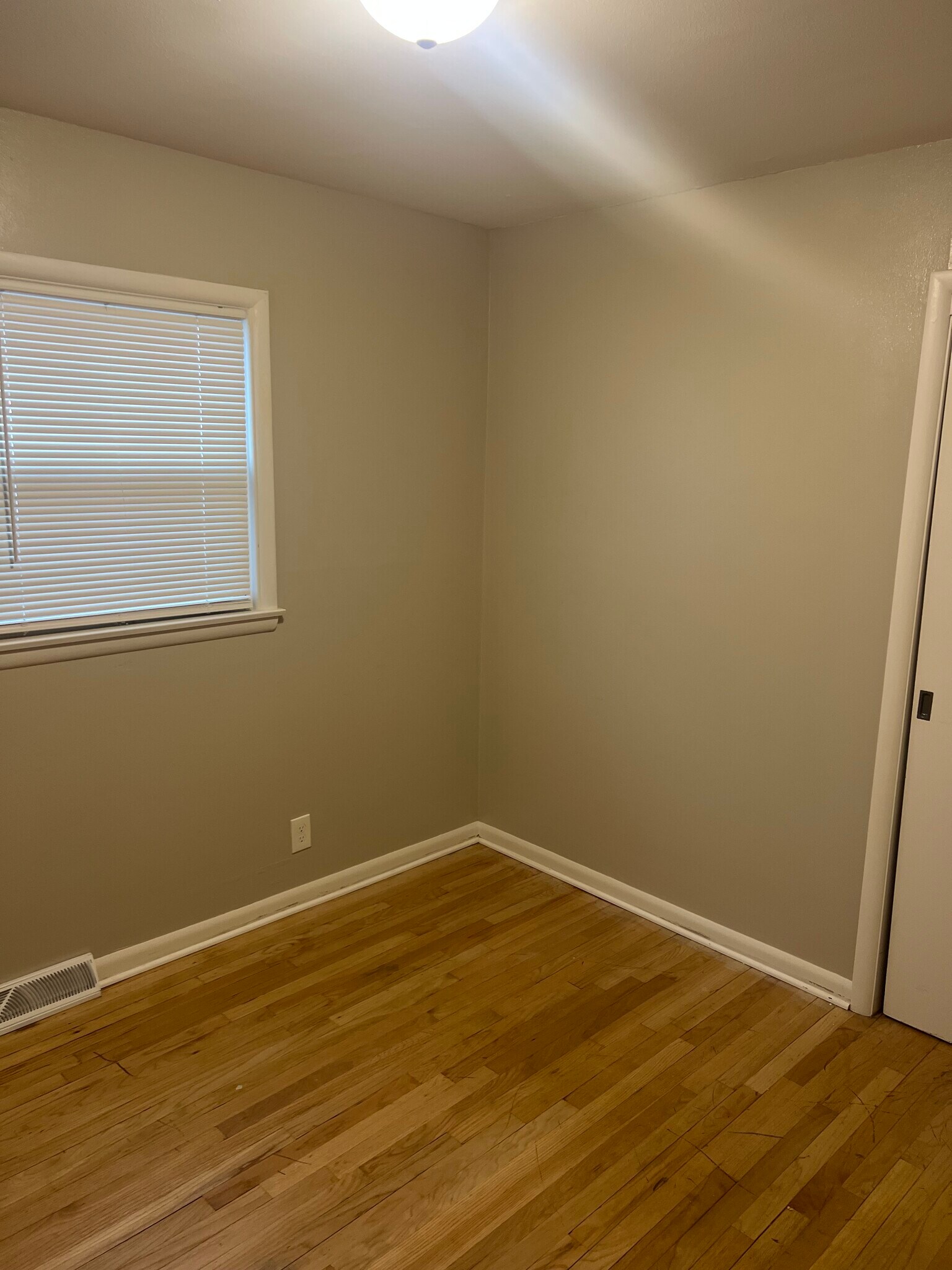 Building Photo - 4401 N 38th St