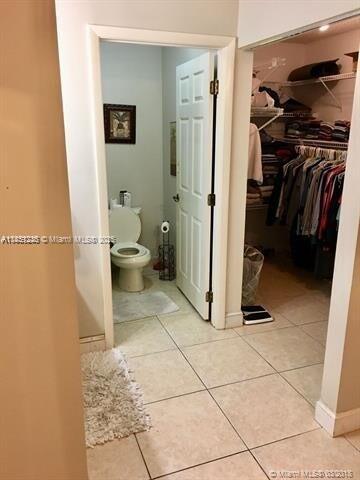 Building Photo - 6838 Bridlewood Ct
