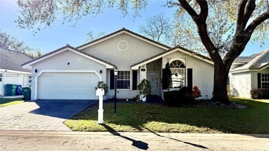 Building Photo - 5470 Pine Cir