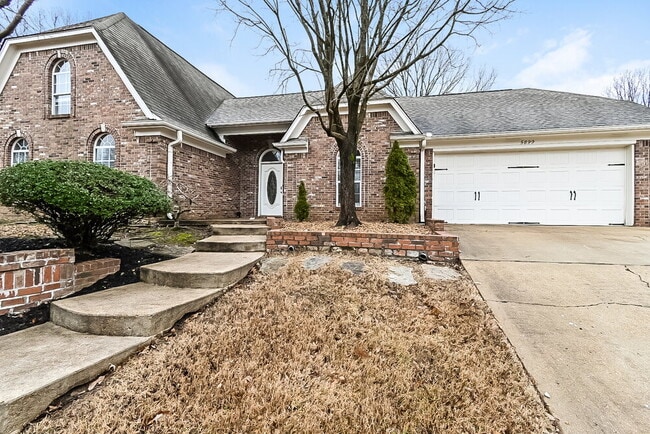 Building Photo - 5899 Michaelson Dr