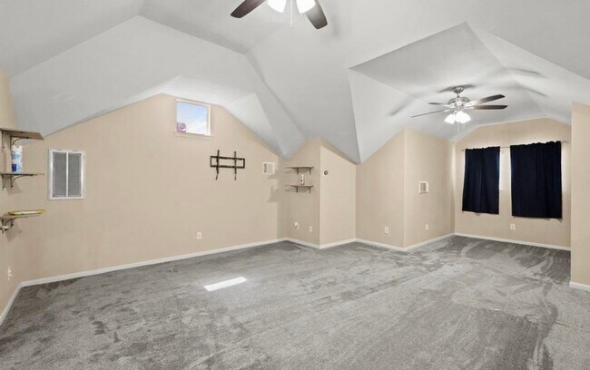 Building Photo - 3106 Valley Ct