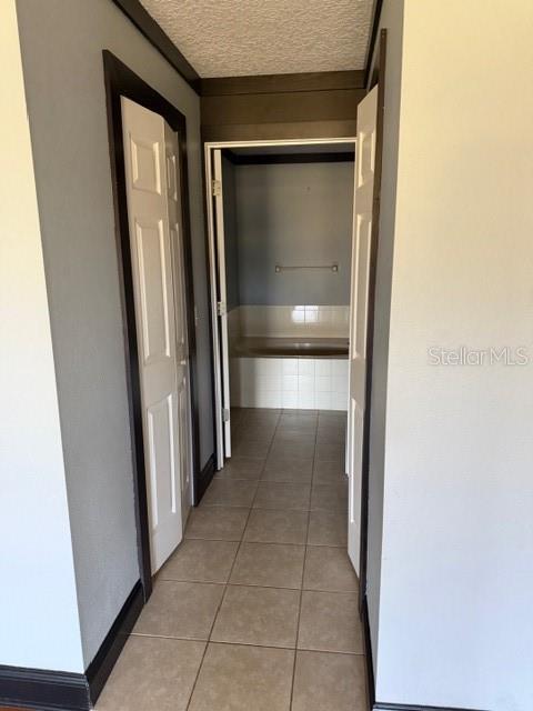 Building Photo - 937 Picardy Dr