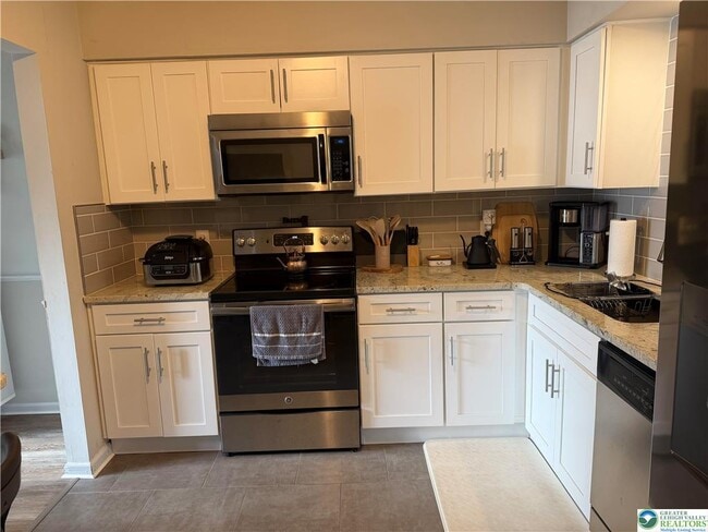 Building Photo - 793 Briarstone Rd