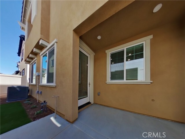 Building Photo - 31528 Willowood Way
