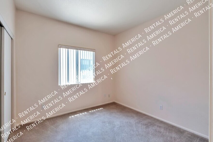 Building Photo - 9325 N Scarlet Canyon Dr