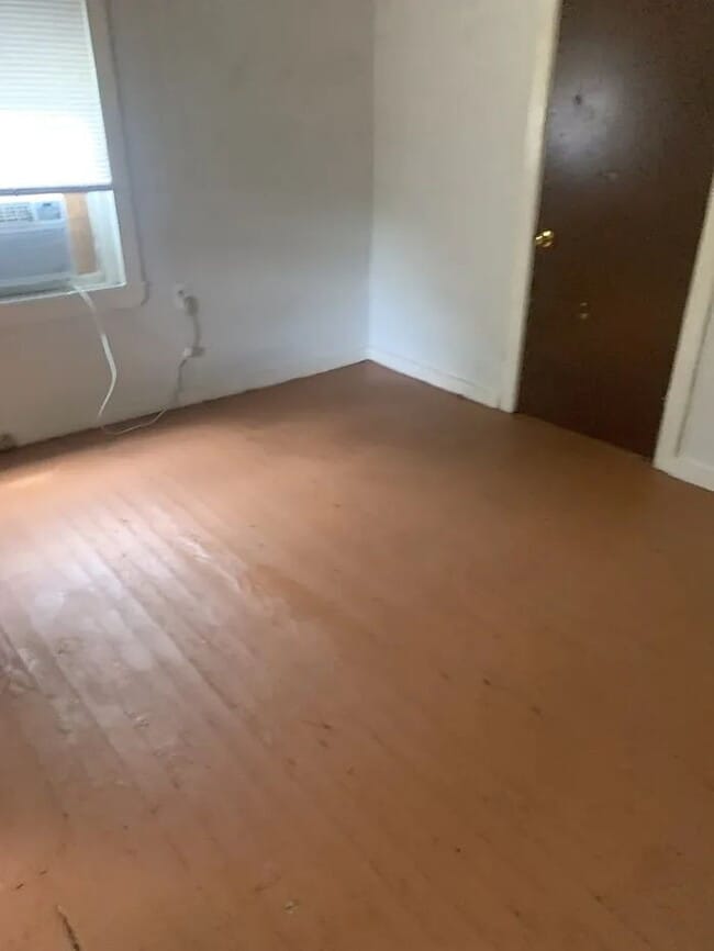 Building Photo - 1 Bedroom 1 Bathroom Clinton SC