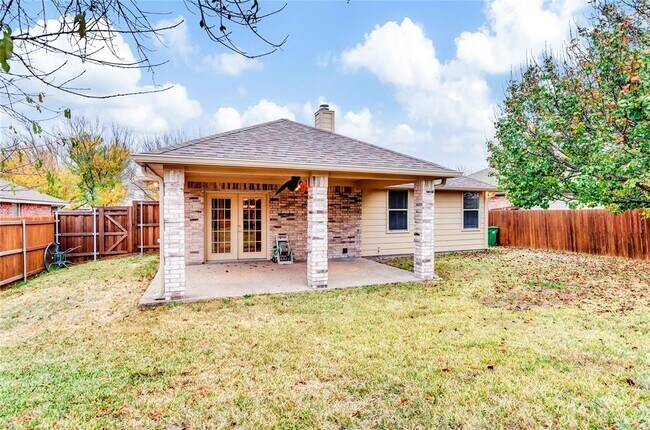 Building Photo - 1007 Lowndes Ln