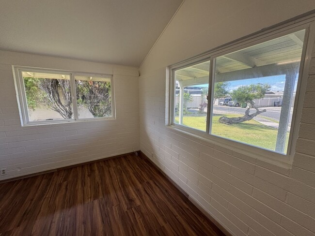 Building Photo - 6270 Upolo Pl