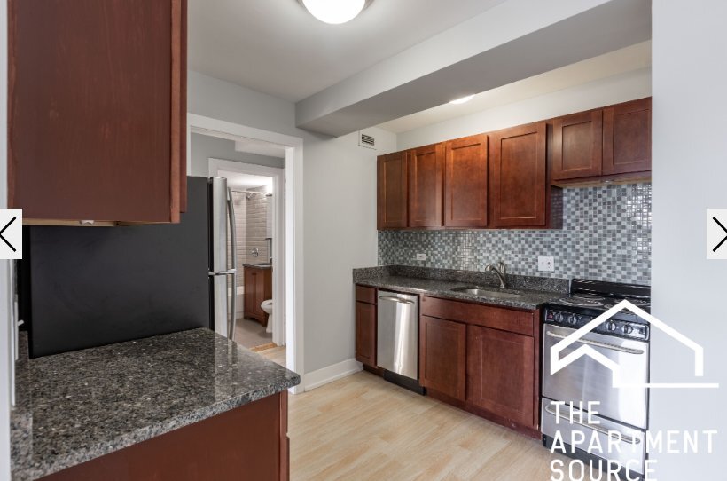 Building Photo - 445 W Wellington Ave