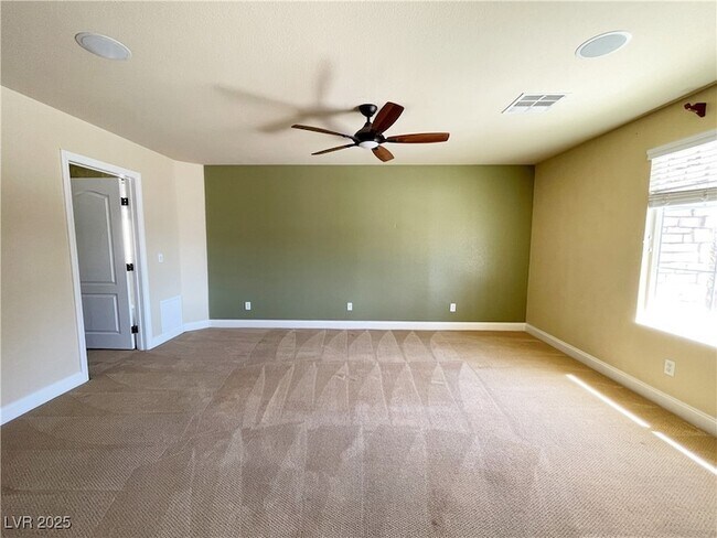 Building Photo - 9873 Belle Marie Ct
