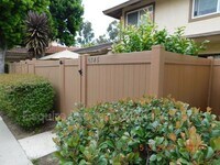 Building Photo - 6745 Shakespeare Way