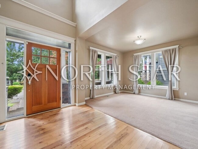 Building Photo - Move-In Ready Craftsman with Gourmet Kitchen, Bonus Room & Private Basketball Court