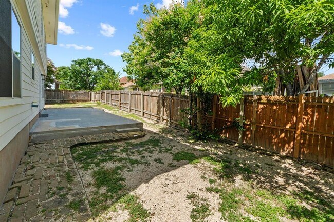 Building Photo - 12708 Collindale Cove