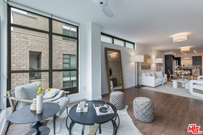 Building Photo - 13045 Pacific Promenade